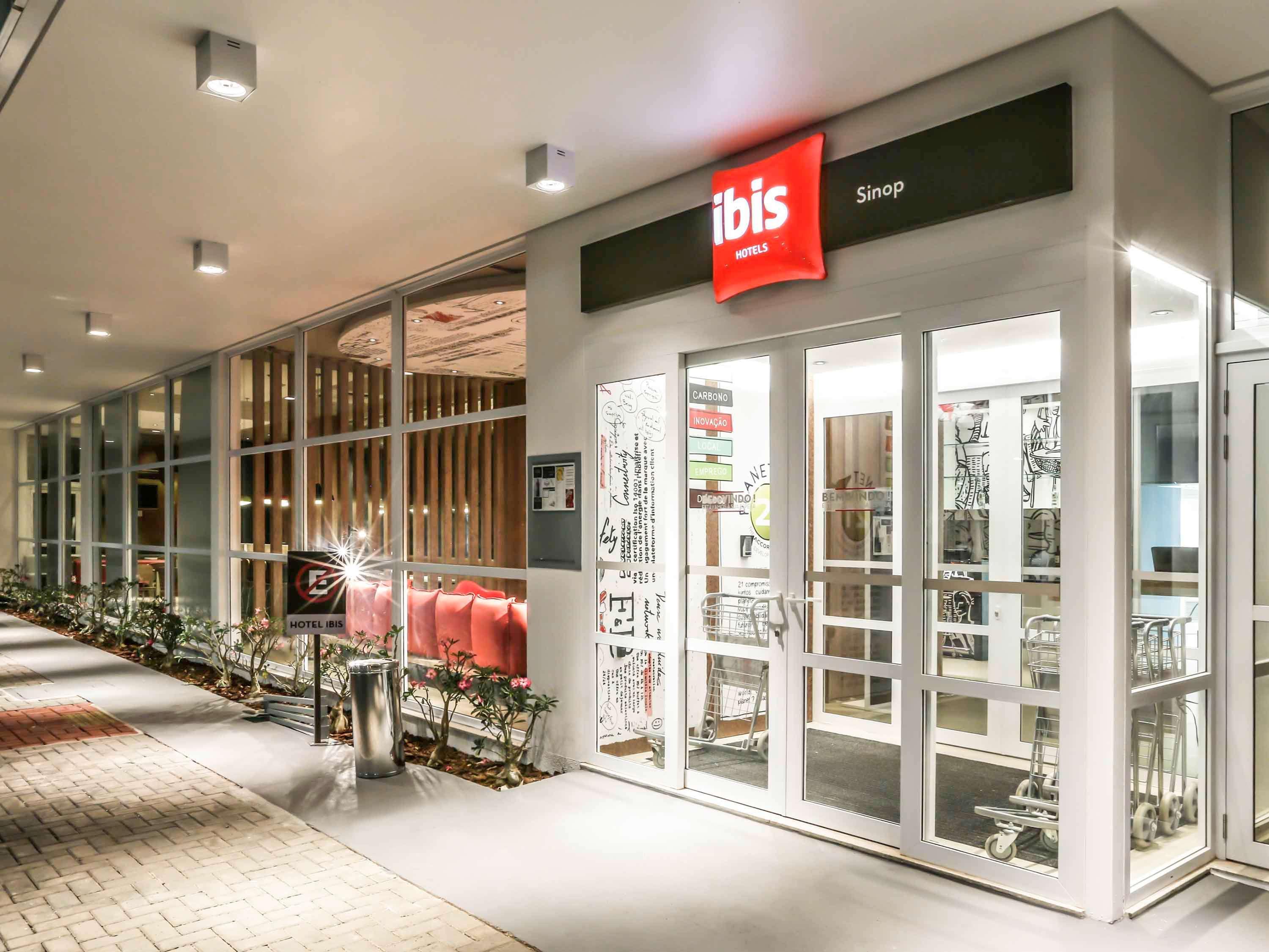 מלון Ibis סינופ מראה חיצוני תמונה